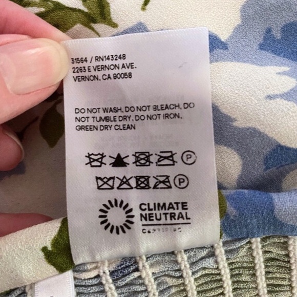 NEW Reformation Zoey Top Lucca 8 - Picture 10 of 17